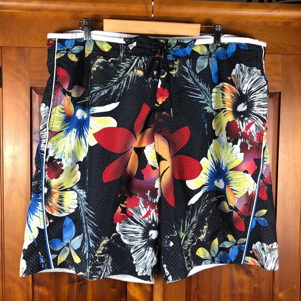 🌺Speedo Hawaiian Floral Print Swim Trunks🌺 Beachy Coastal Vacation Tropical Pool